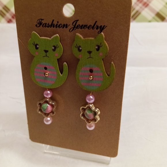 Home Made Handmade Wood & Metal Cat Green & Pink Button Earrings #46 - Picture 11 of 13